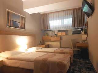 Отель Hotel Centrum Business Краков Economy room for 2 people, level -1-4